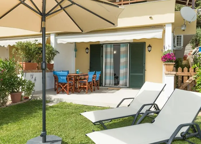 Waves Apartments: Two Beachfront Σπίτι διακοπών *
