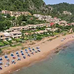 度假居 Waves Apartments: Two Beachfront 格利法达