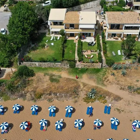 Waves Apartments: Two Beachfront * Glyfada (Corfu)