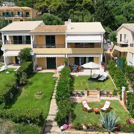 Waves Apartments: Two Beachfront Ferienhaus Glyfada (Corfu)