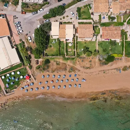 Waves Apartments: Two Beachfront *